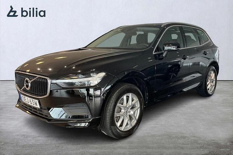 Svart Begagnad 2021 Volvo XC60 Momentum SUV | 359 900 kr (Superpris) - Bild 1/3
