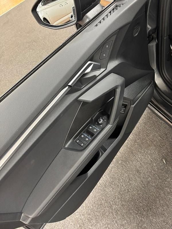 Begagnad Audi A3 e-tron Comfort 150 HK (110 kW) 2021 Grå Halvkombi