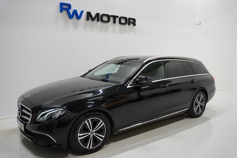 Svart Begagnad 2019 Mercedes E200 Avantgarde Kombi | 244 700 kr (Marknadspris) - Bild 1/4