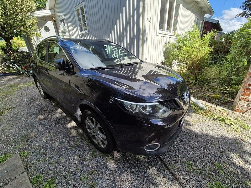 Begagnad 2017 Nissan Qashqai Tekna+ SUV | 135 000 kr (Superpris) - Bild 1/4