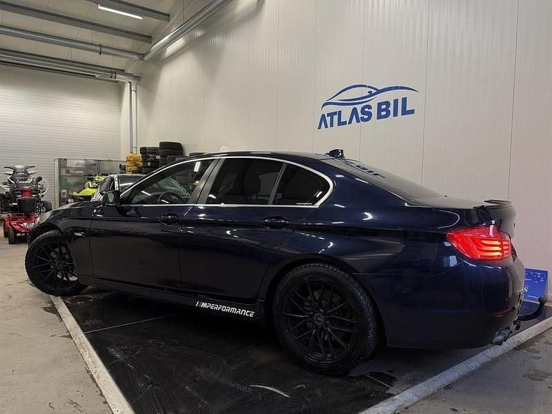 Begagnad BMW 520 184 HK (135 kW) 2011 Blå Sedan