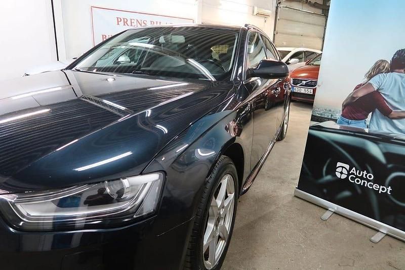 Begagnad Audi A4 143 HK (105 kW) 2013 Blå Kombi
