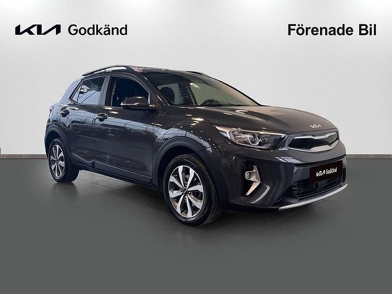 Begagnad Kia Stonic Advance 120 HK (88 kW) 2022 Grå SUV