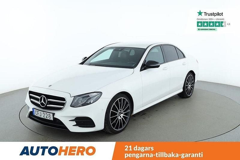 Vit Begagnad 2017 Mercedes E220 AMG line Sedan | 336 000 kr (Lite dyr) - Bild 1/4