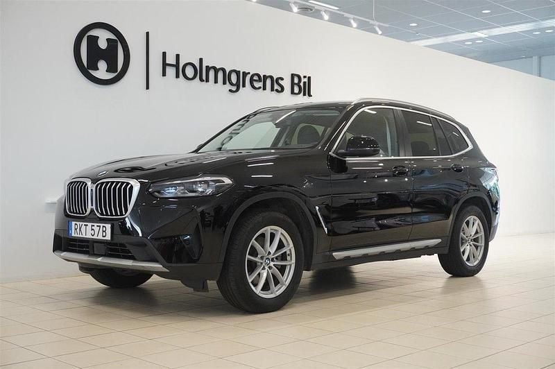 Svart Begagnad 2024 BMW X3 SUV | 529 000 kr (Superpris) - Bild 1/4