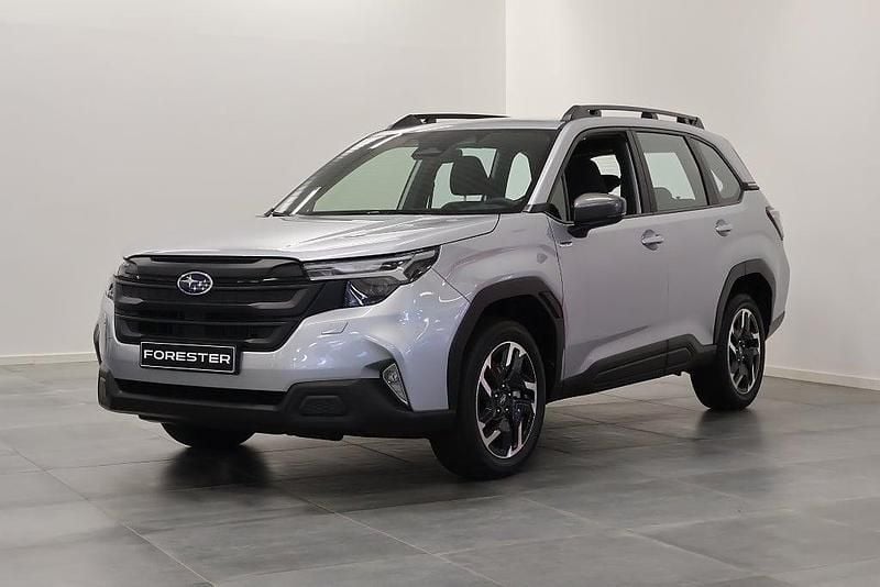 Ny 2025 Subaru Forester SUV | 454 900 kr (Dyr) - Bild 1/4