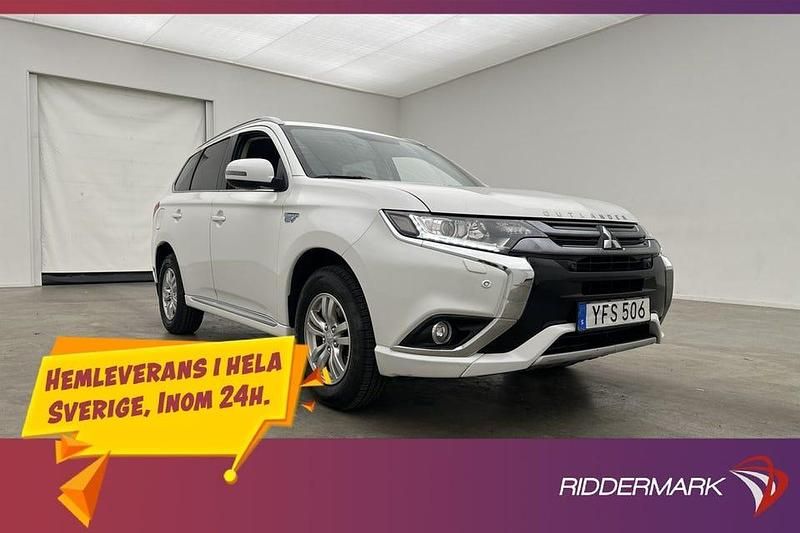 Vit Begagnad 2016 Mitsubishi Outlander SUV | 134 800 kr (Marknadspris) - Bild 1/3
