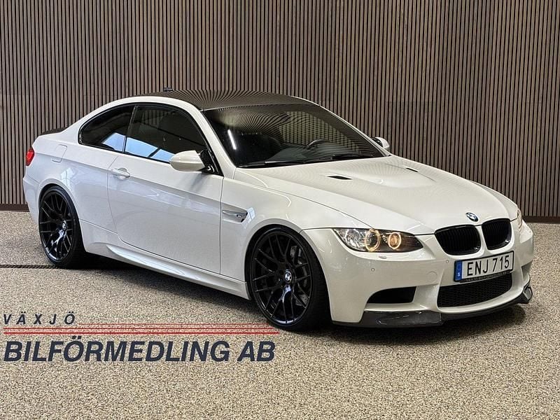 Vit Begagnad 2011 BMW M3 Competition Edition Sportkupé | 499 000 kr (Marknadspris) - Bild 1/4
