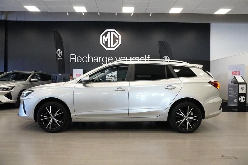 Begagnad MG MG5 EV Long Range 114 kW (156 HK) 2023 Grå Kombi
