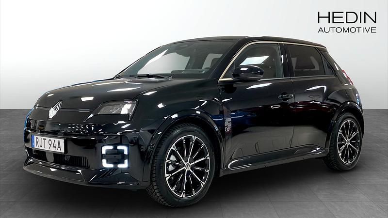 Svart Begagnad 2025 Renault 5 E-Tech Iconic Halvkombi | 379 900 kr (Lite dyr) - Bild 1/4