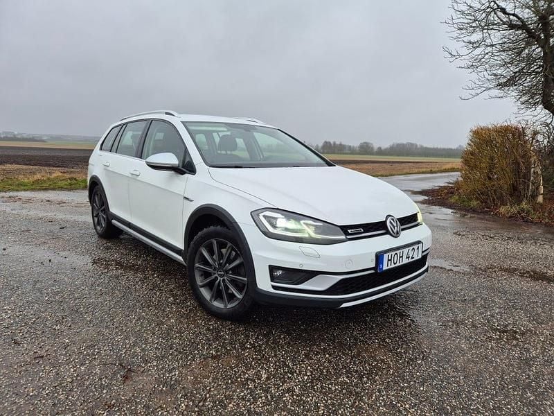 Begagnad VW Golf Alltrack 180 HK (132 kW) 2018 Kombi
