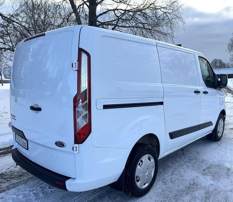 Begagnad Ford Transit Custom 131 HK (96 kW) 2022 Vit Van