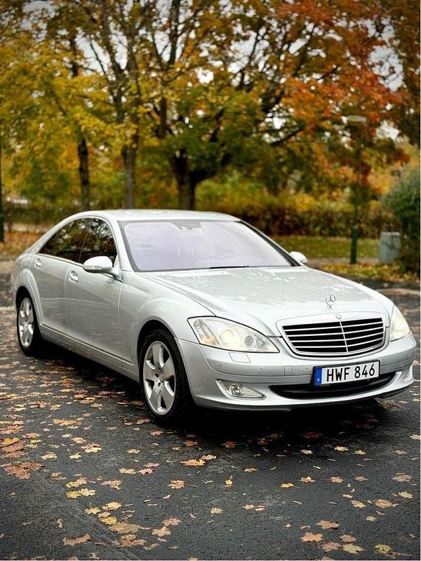 Silver Begagnad 2008 Mercedes S350 Sedan | 74 999 kr (Bra pris) - Bild 1/4