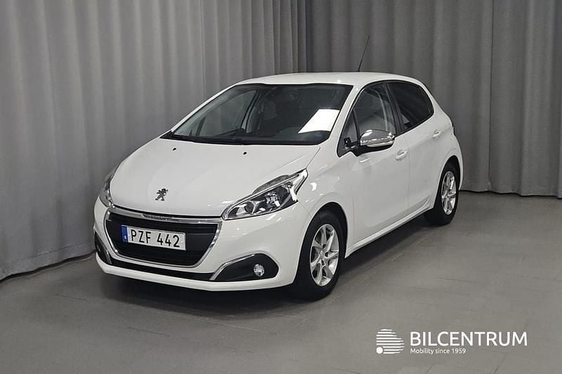 Flerfärgad Begagnad 2017 Peugeot 208 Halvkombi | 84 900 kr (Marknadspris) - Bild 1/4