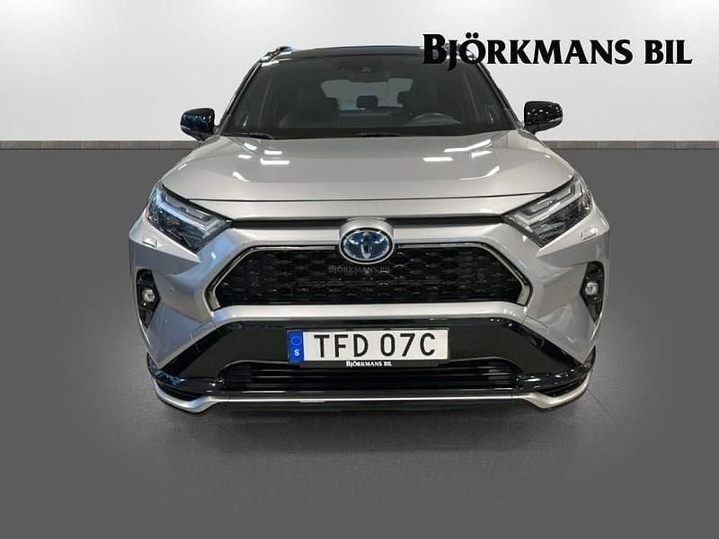 Begagnad Toyota RAV4 Premium 306 HK (225 kW) 2022 Grå SUV
