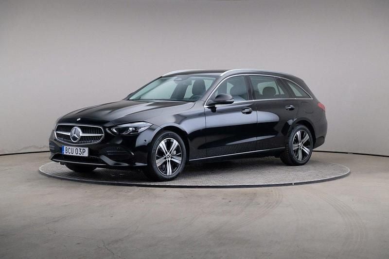 Svart Begagnad 2022 Mercedes C300e Avantgarde Kombi | 335 000 kr (Superpris) - Bild 1/4