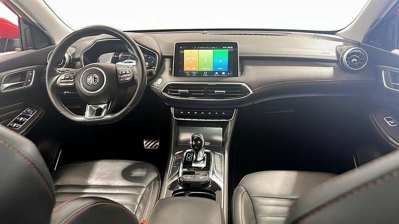 Begagnad MG EHS Luxury 258 HK (189 kW) 2021 Röd SUV