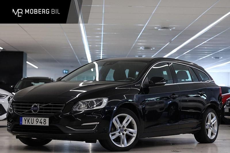Svart Begagnad 2017 Volvo V60 Momentum Kombi | 229 900 kr (Marknadspris) - Bild 1/2