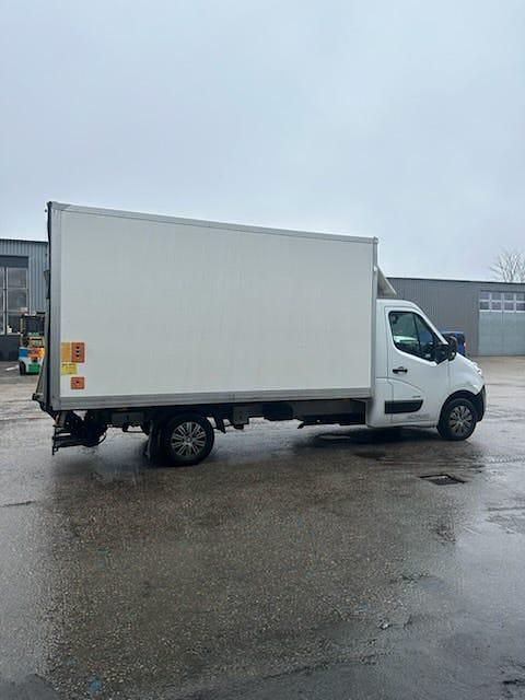 Begagnad Opel Movano 150 HK (110 kW) 2012 Minibuss