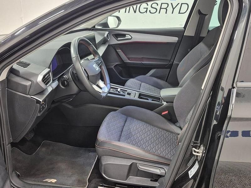 Begagnad Seat Leon 150 HK (110 kW) 2021 Svart metallic