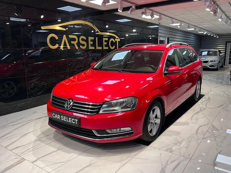 Röd Begagnad 2015 VW Passat Kombi | 79 900 kr (Bra pris) - Bild 1/4