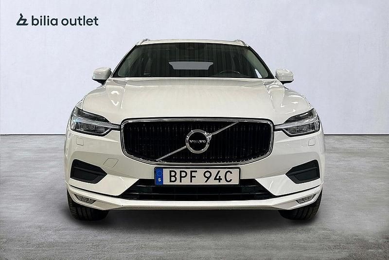 Begagnad Volvo XC60 Momentum 250 HK (183 kW) 2020 Vit SUV