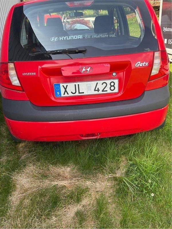 Röd Begagnad 2006 Hyundai Getz Halvkombi | 5 000 kr (Superpris) - Bild 1/2