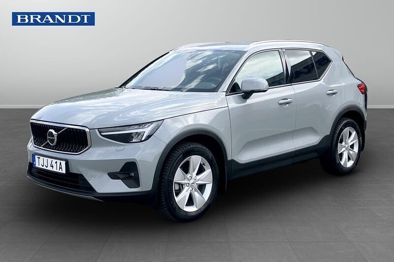 Begagnad 2024 Volvo XC40 SUV | 354 900 kr (Marknadspris) - Bild 1/4