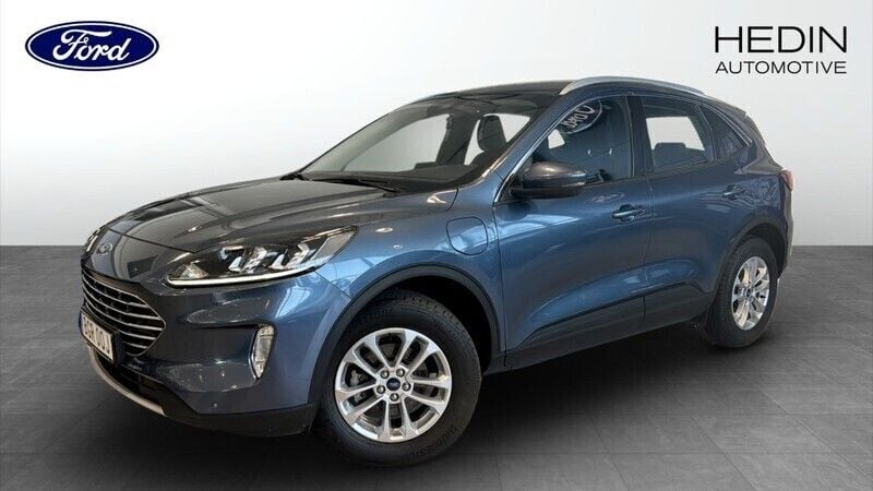 Blå (blue) Begagnad 2022 Ford Kuga Titanium SUV | 269 900 kr (Marknadspris) - Bild 1/4