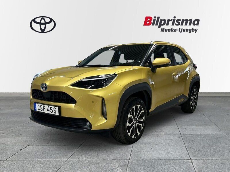 Gul Begagnad 2021 Toyota Yaris Cross Active SUV | 264 800 kr (Marknadspris) - Bild 1/3