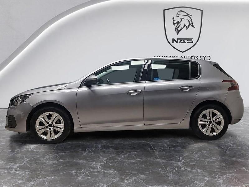 Begagnad Peugeot 308 131 HK (96 kW) 2020 Grå Halvkombi