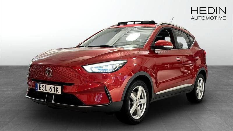 Röd Begagnad 2022 MG ZS Luxury SUV | 229 900 kr (Marknadspris) - Bild 1/4