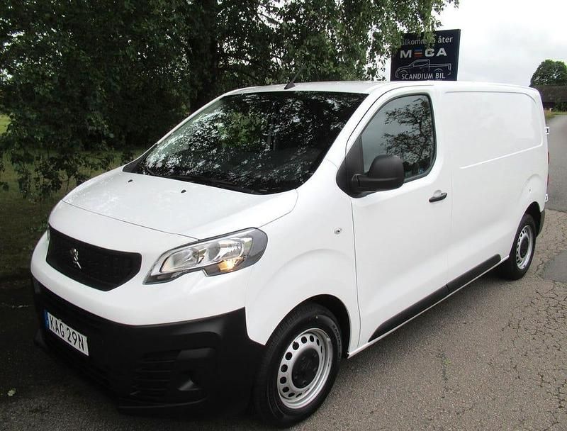 Begagnad Peugeot Expert 145 HK (106 kW) 2022 Vit Van