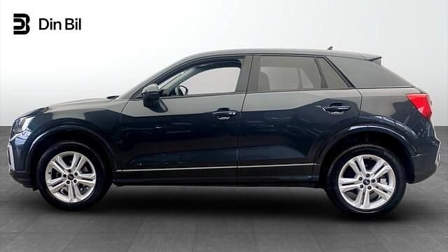 Begagnad Audi Q2 Advanced Plus 150 HK (110 kW) 2022 Manhattangrå metallic SUV