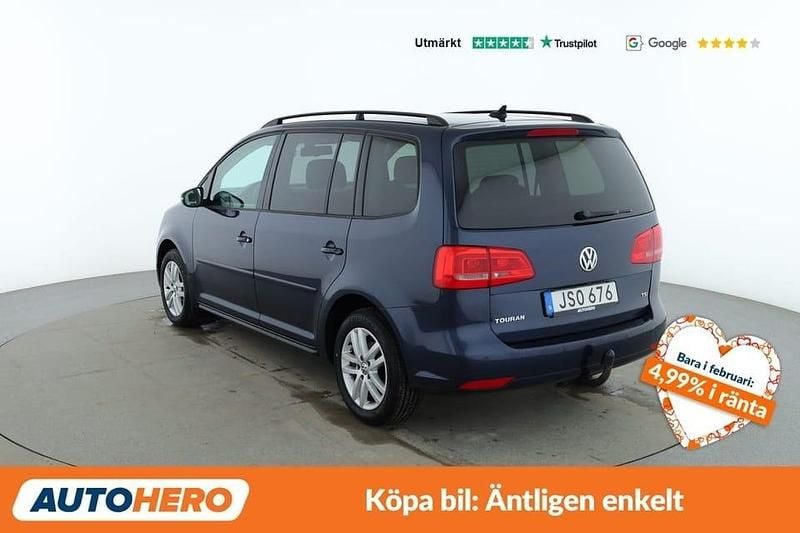 Begagnad VW Touran Comfortline 141 HK (103 kW) 2015 Blå Minibuss