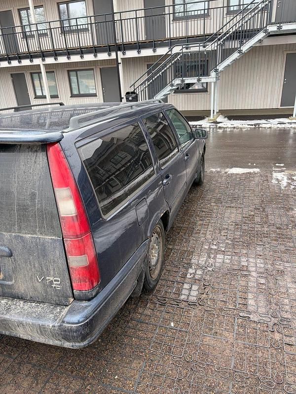 Begagnad Volvo V70 140 HK (102 kW) 1999 Kombi