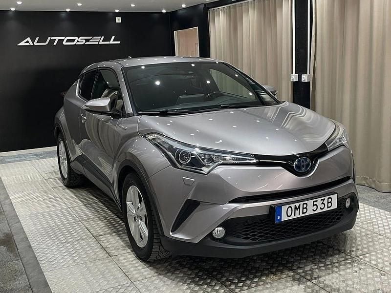 Begagnad Toyota C-HR Edition 122 HK (89 kW) 2019 Grå SUV