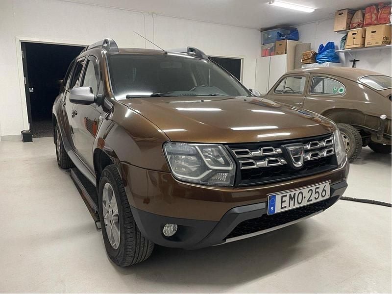 Brun Begagnad 2015 Dacia Duster SUV | 47 500 kr (Superpris) - Bild 1/4