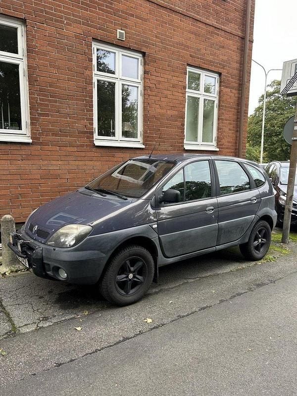Blå Begagnad 2001 Renault Scénic Minibuss | 14 000 kr - Bild 1/4