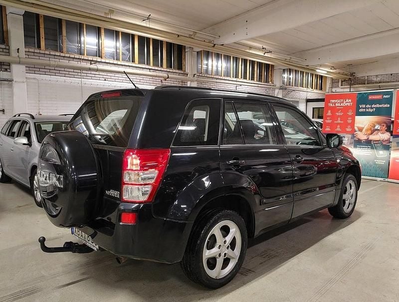 Begagnad Suzuki Grand Vitara 140 HK (102 kW) 2005 Svart SUV