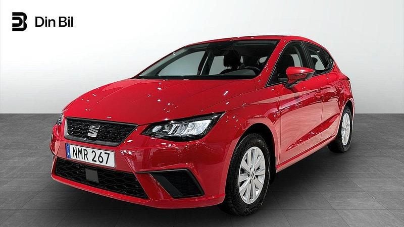 Röd (pure red) Begagnad 2024 Seat Ibiza Style Halvkombi | 194 900 kr (Marknadspris) - Bild 1/4