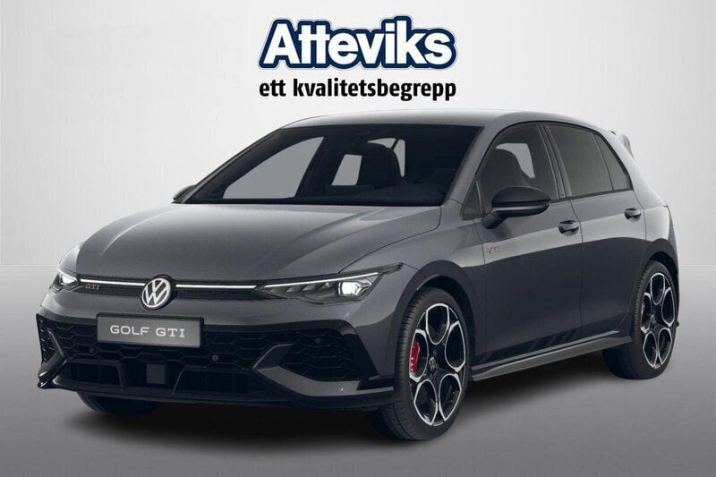 Grå metallic Ny 2025 VW Golf VIII GTI Clubsport Halvkombi | 508 600 kr - Bild 1/4