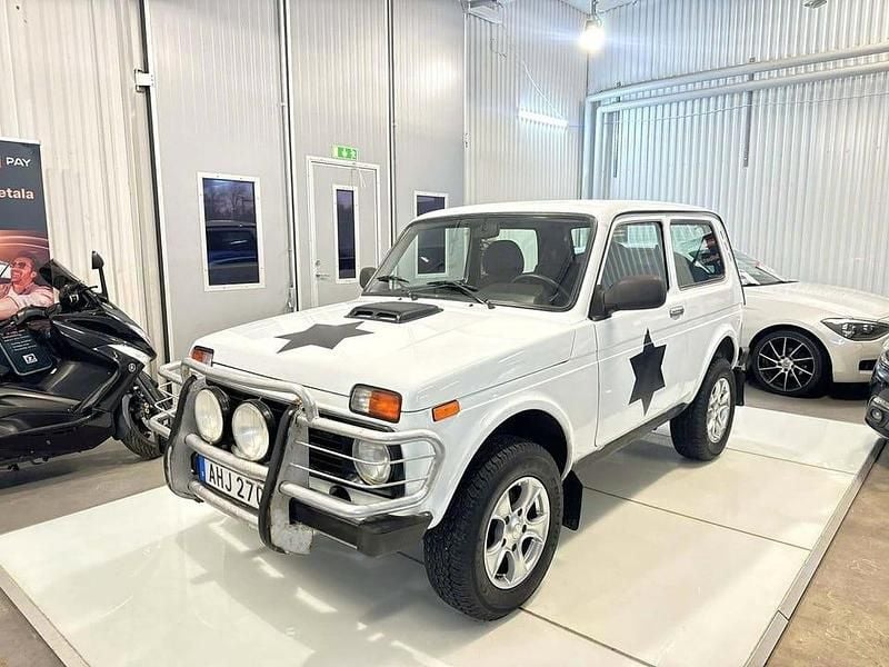 Begagnad Lada niva 83 HK (61 kW) 2014 Vit SUV