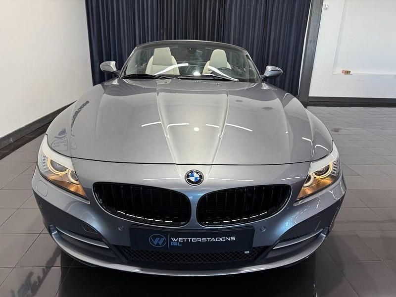 Begagnad BMW Z4 Sport Line 204 HK (150 kW) 2010 Spacegrå metallic