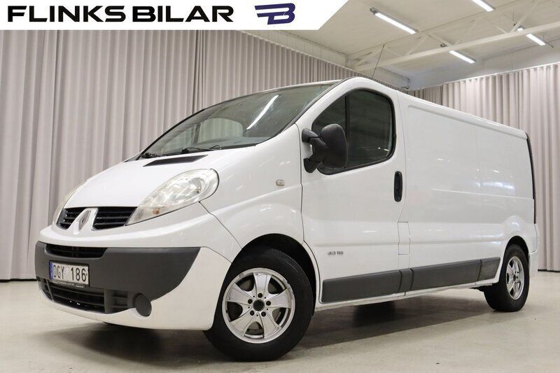 Vit Begagnad 2013 Renault Trafic Van | 79 900 kr (Lite dyr) - Bild 1/4