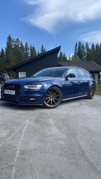 Blå Begagnad 2015 Audi A4 Kombi | 175 000 kr (Marknadspris) - Bild 1/4