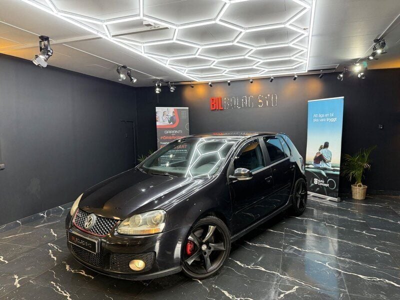 Svart Begagnad 2005 VW Golf IV GTI Halvkombi | 44 900 kr (Bra pris) - Bild 1/4