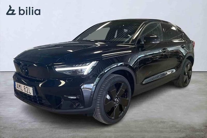 Svart Begagnad 2025 Volvo EC40 Single Motor Extended Range SUV | 488 500 kr (Dyr) - Bild 1/1