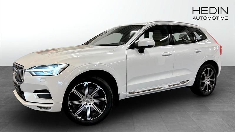 Vit (white) Begagnad 2018 Volvo XC60 Inscription SUV | 308 700 kr (Lite dyr) - Bild 1/4