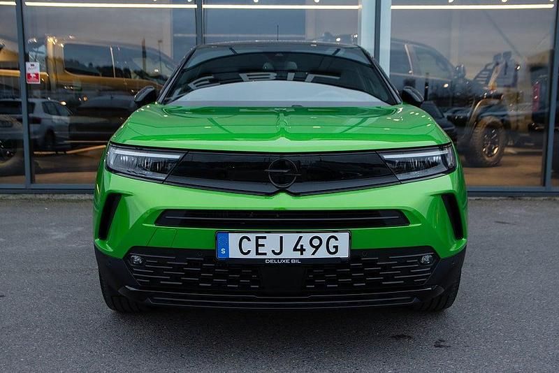 Begagnad Opel Mokka Ultimate 131 HK (96 kW) 2024 Grön SUV